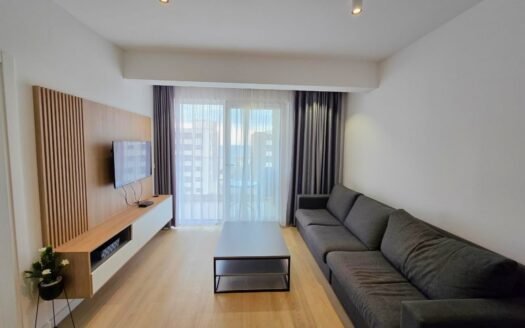 Modernly furnished one-bedroom apartment with garage space in an apart-hotel with swimming pool, Ivanovići, Budva