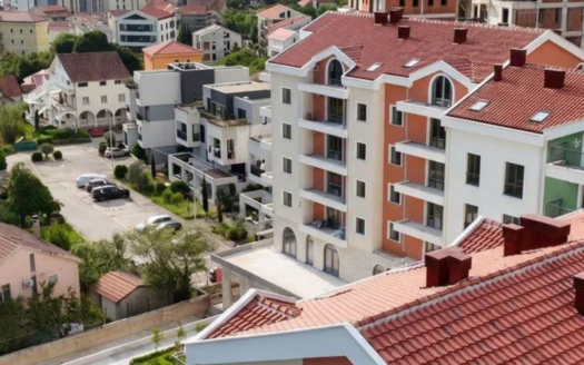 Two-bedroom apartment in a modern residential and commercial complex, Donja Lastva, Tivat