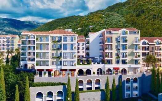 One-bedroom apartment in a new residential and commercial development under construction – Donja Lastva, Tivat